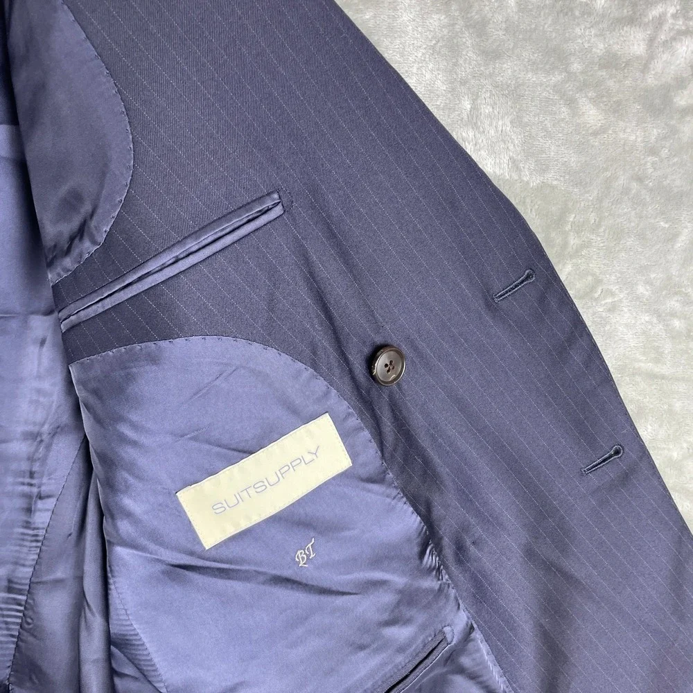 Suitsupply item excellent